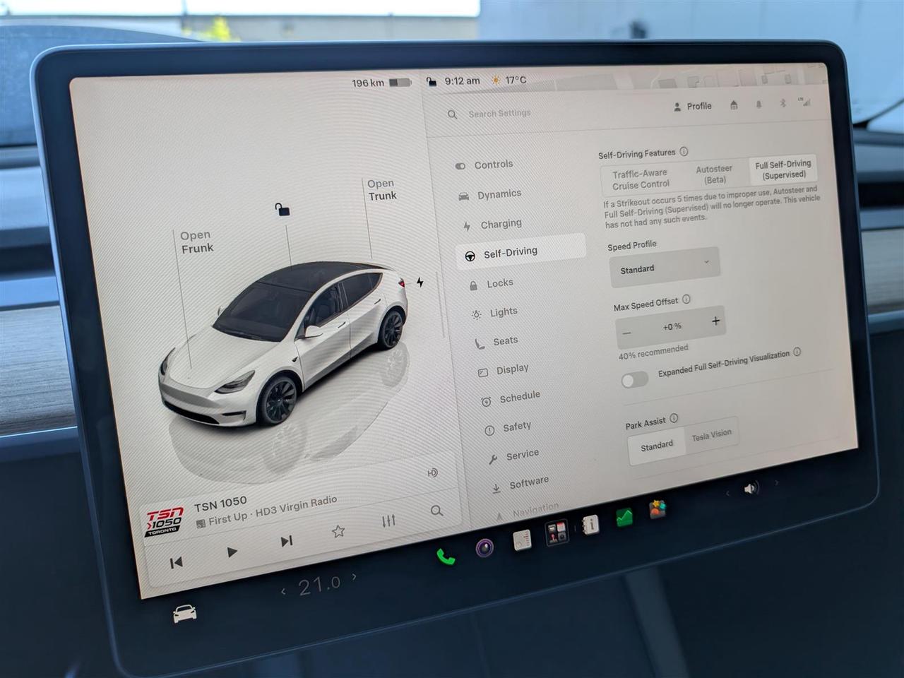 2022 Tesla Model Y LONG RANGE AWD - DUAL MOTOR Photo