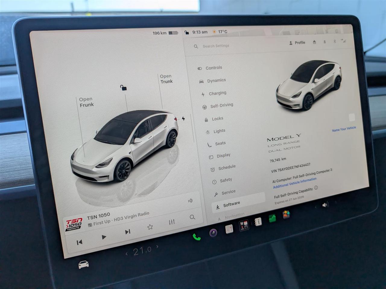 2022 Tesla Model Y LONG RANGE AWD - DUAL MOTOR Photo
