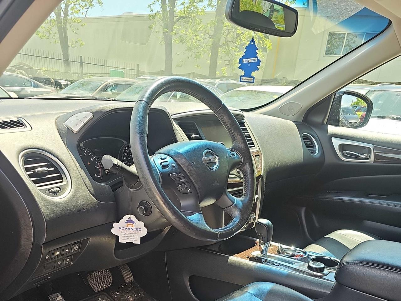 2014 Nissan Pathfinder Platinum - TWO OWNER VEHICLE Photo