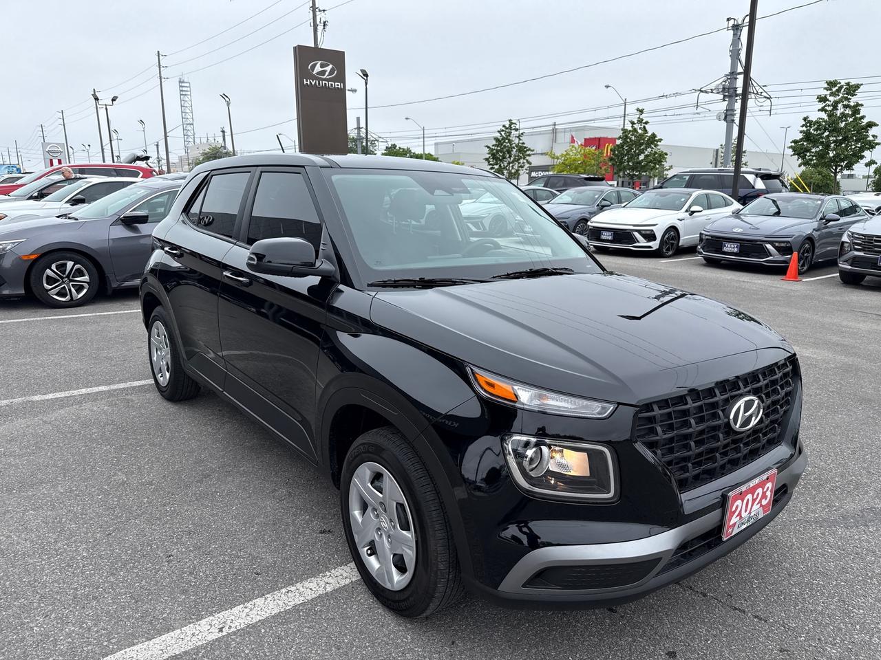 2023 Hyundai Venue Essential Photo