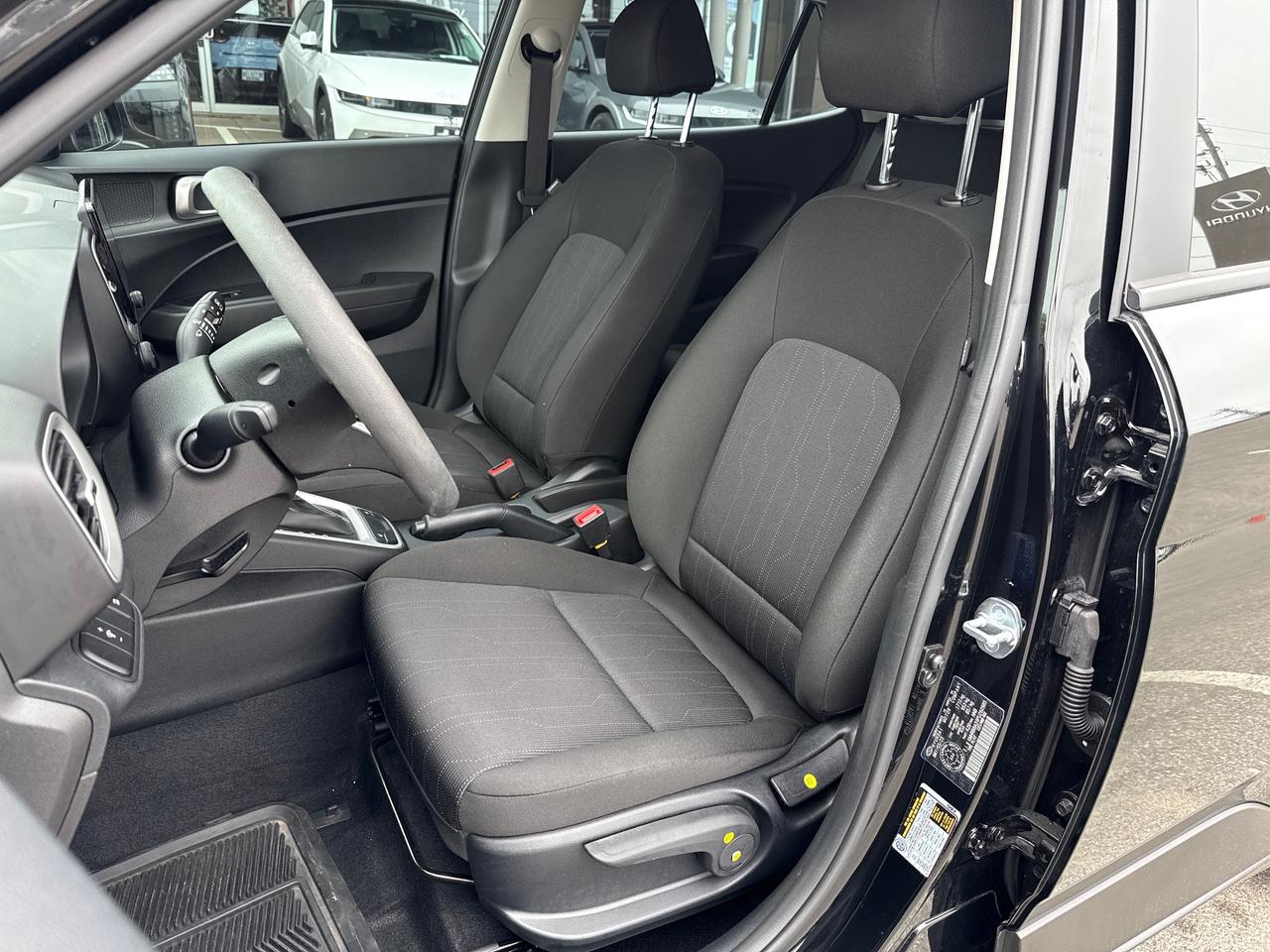 2023 Hyundai Venue Essential Photo