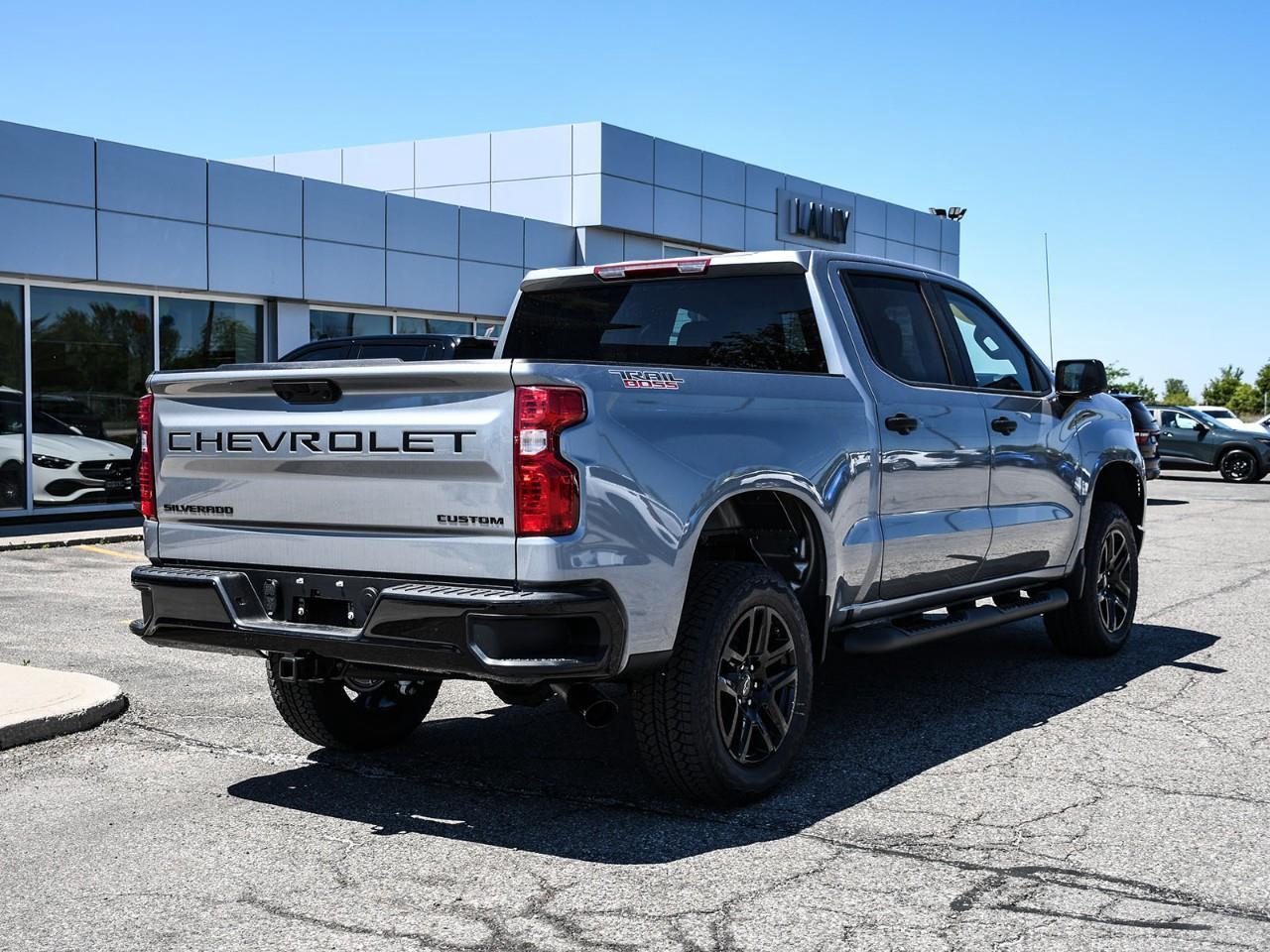 2026 Chevrolet Silverado 1500 Custom Trail Boss Photo