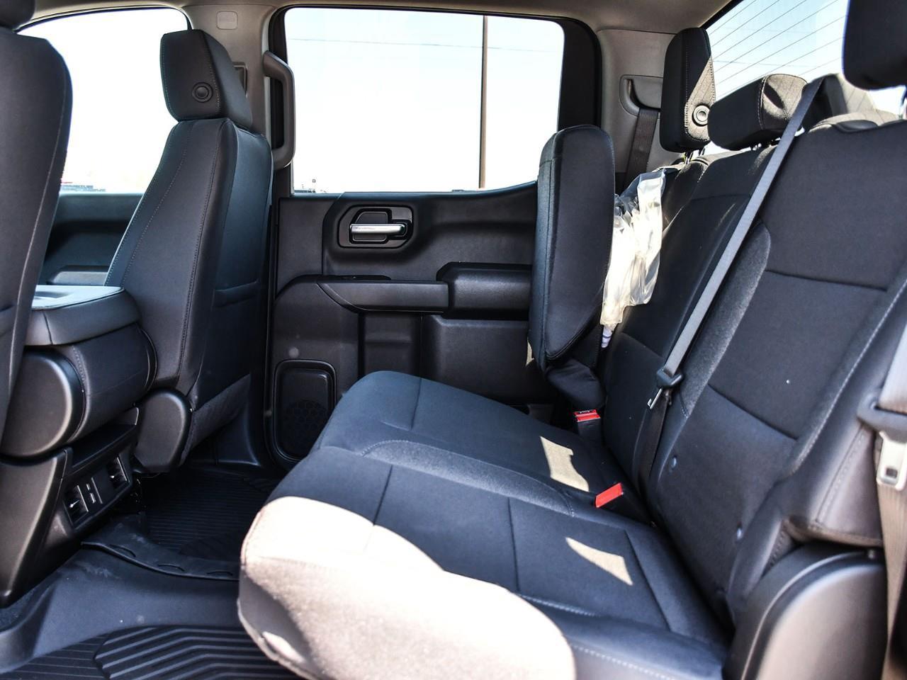 2026 Chevrolet Silverado 1500 Custom Trail Boss Photo