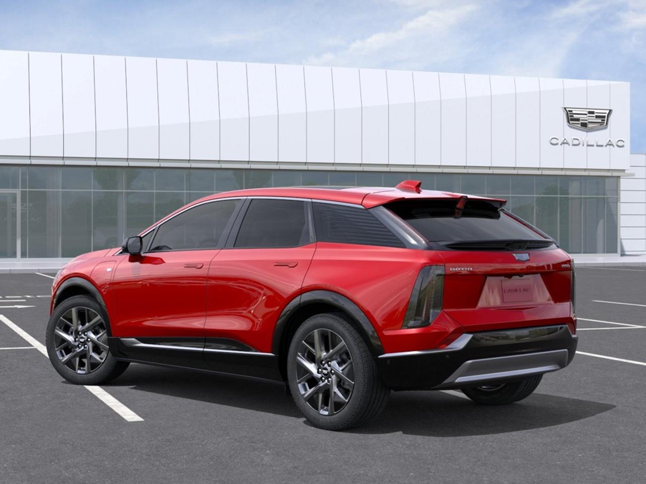 2026 Cadillac OPTIQ Luxury Photo2