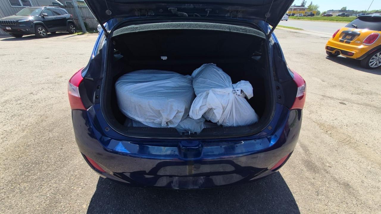 2013 Hyundai Elantra GT GL, WELL MAINTAINED, ONLY 143KMS, CERTIFIED Photo