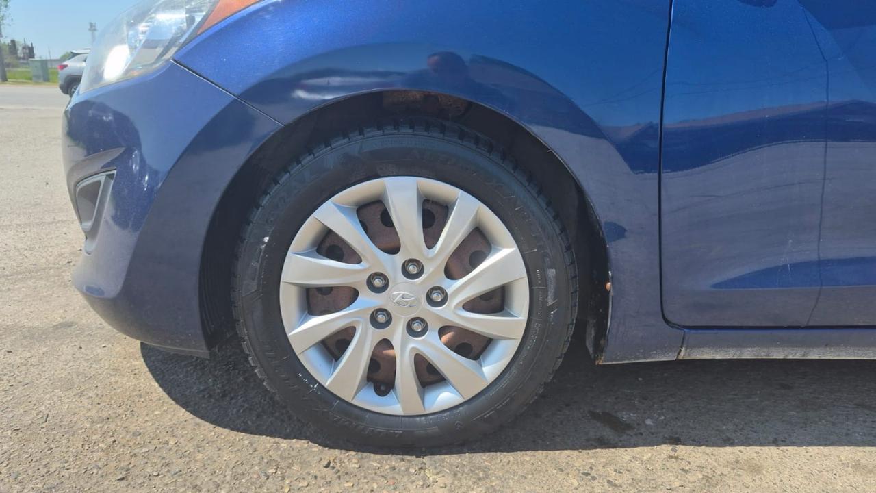 2013 Hyundai Elantra GT GL, WELL MAINTAINED, ONLY 143KMS, CERTIFIED Photo