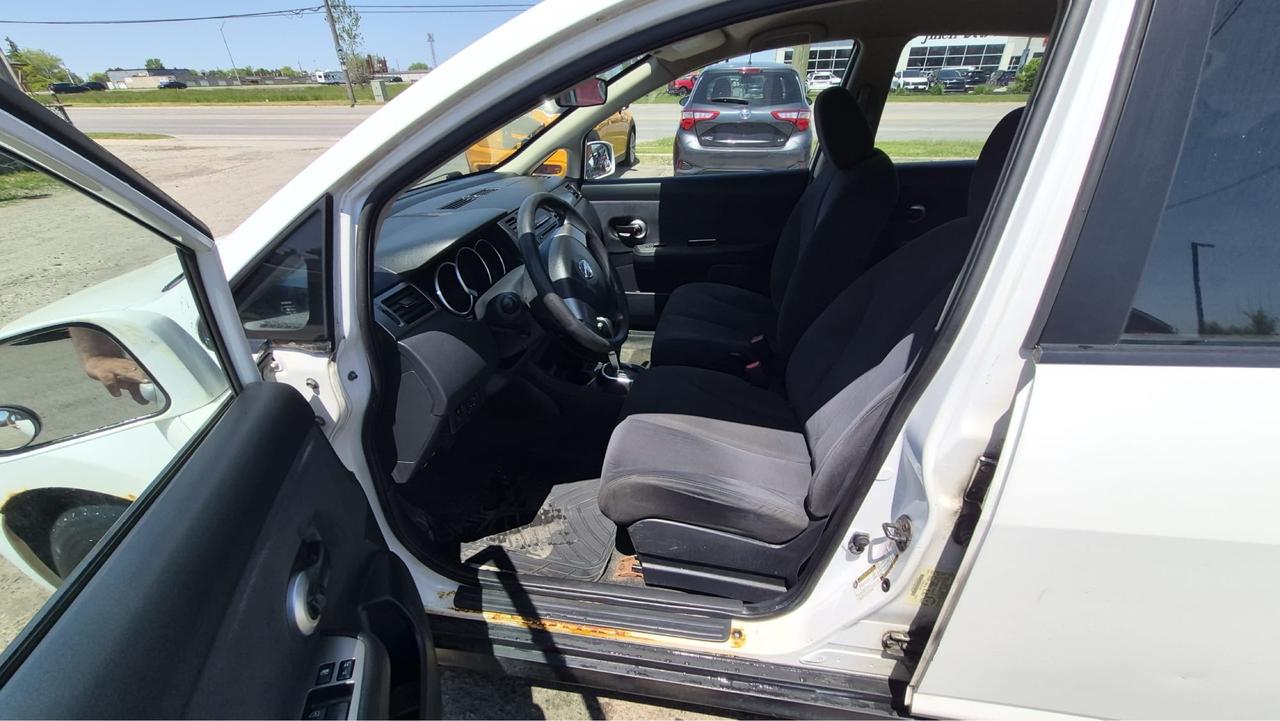 2008 Nissan Versa AS IS SPECIAL, 1.8 S, NON CVT, DRIVES WELL Photo