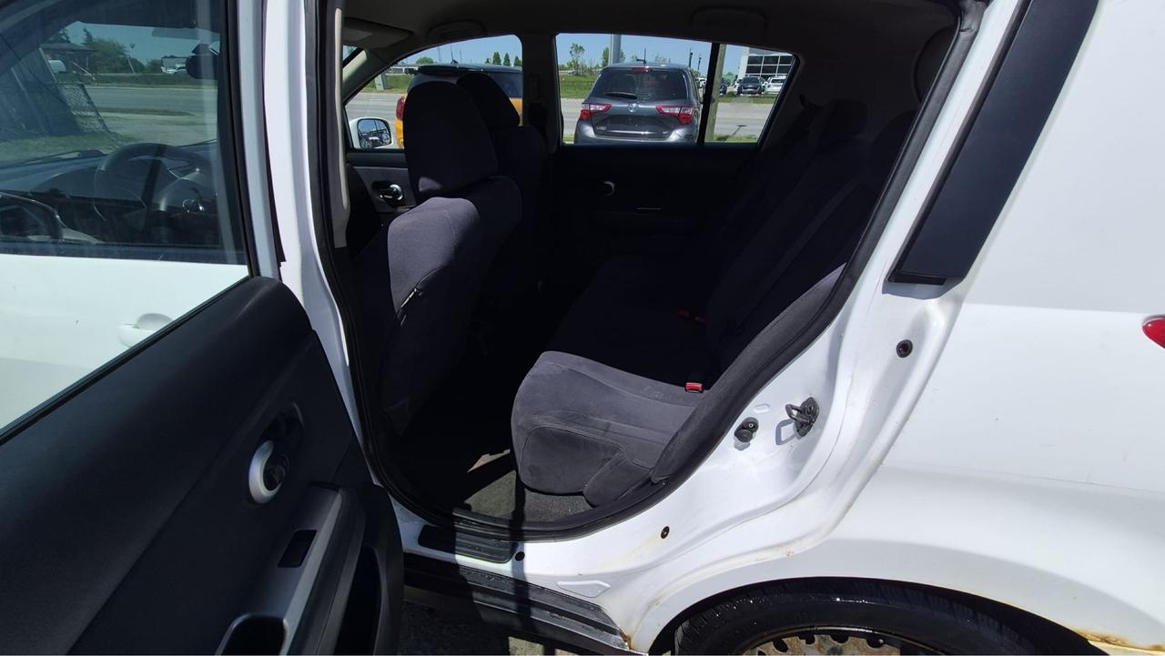 2008 Nissan Versa AS IS SPECIAL, 1.8 S, NON CVT, DRIVES WELL Photo