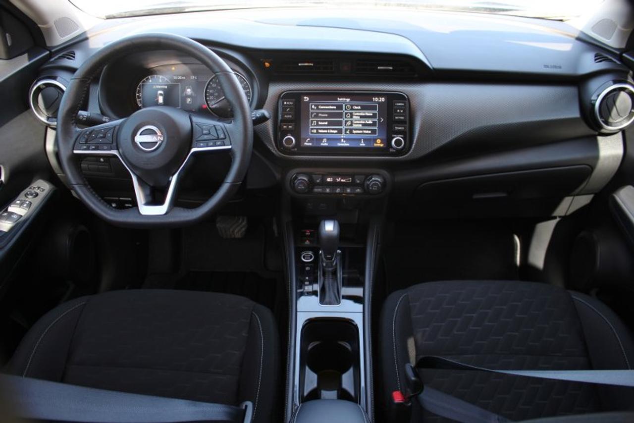 2024 Nissan Kicks SV*Low Ks*Heated Seats*CarPlay*Rear Cam*Gas Saver Photo