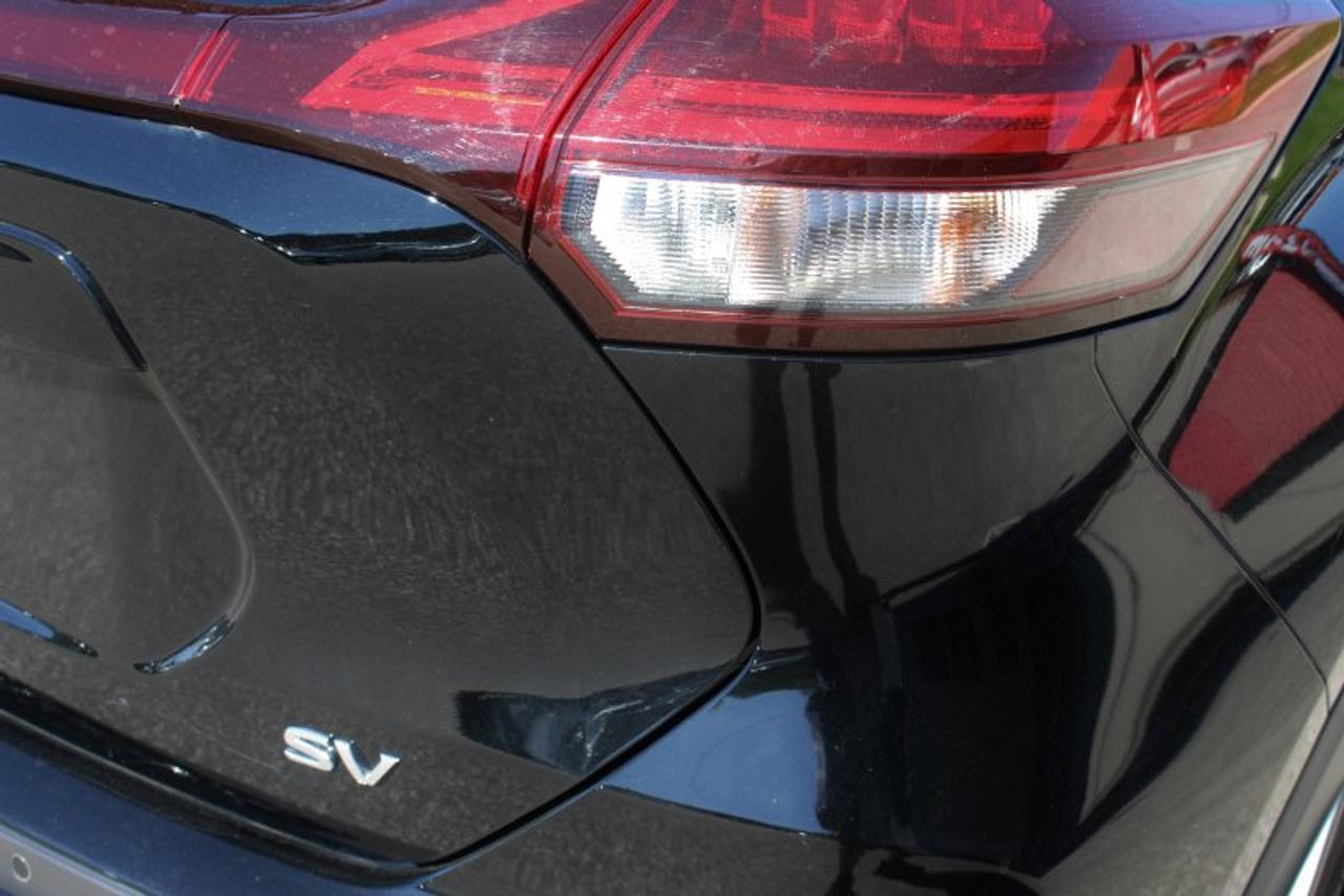 2024 Nissan Kicks SV*Low Ks*Heated Seats*CarPlay*Rear Cam*Gas Saver Photo