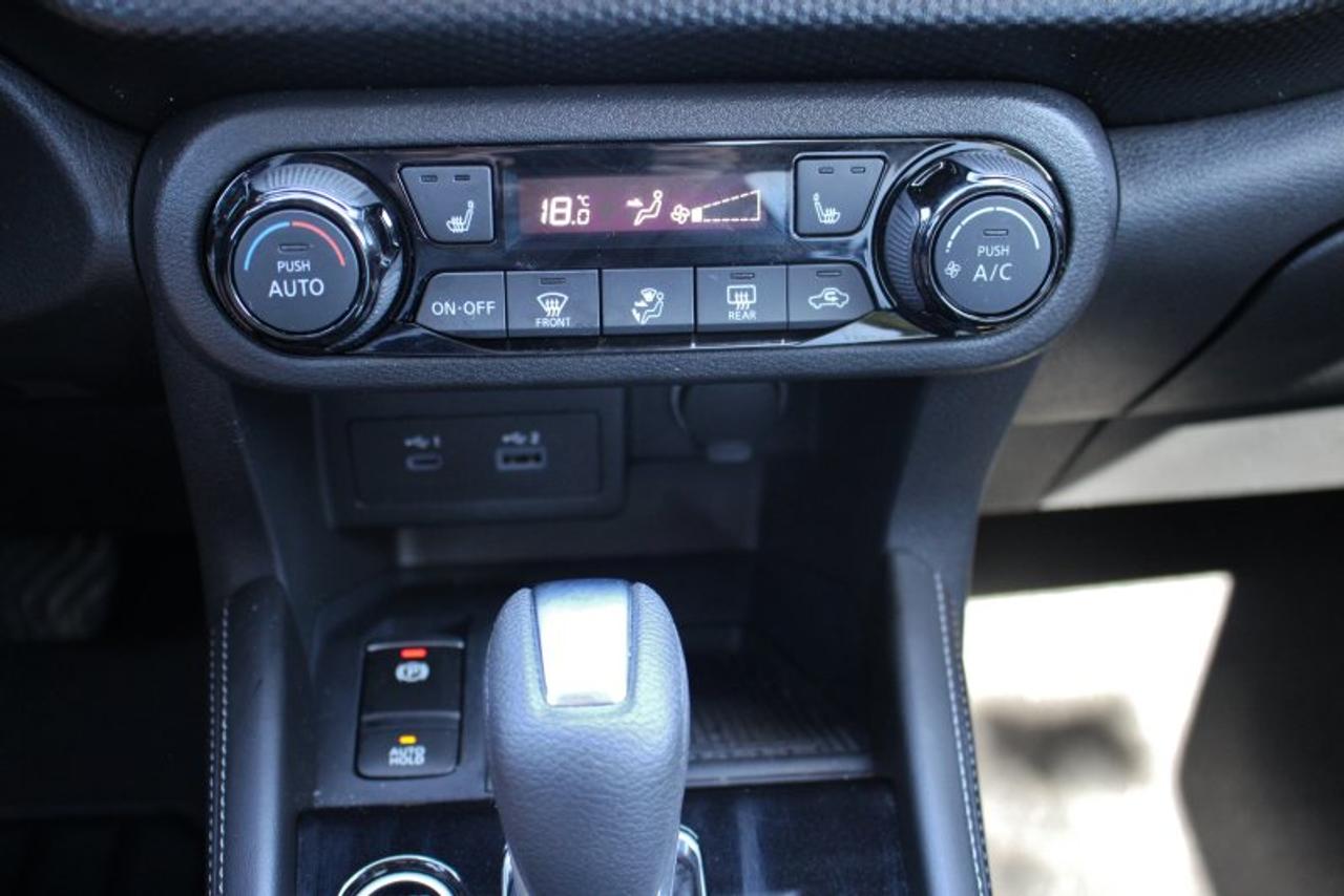 2024 Nissan Kicks SV*Low Ks*Heated Seats*CarPlay*Rear Cam*Gas Saver Photo