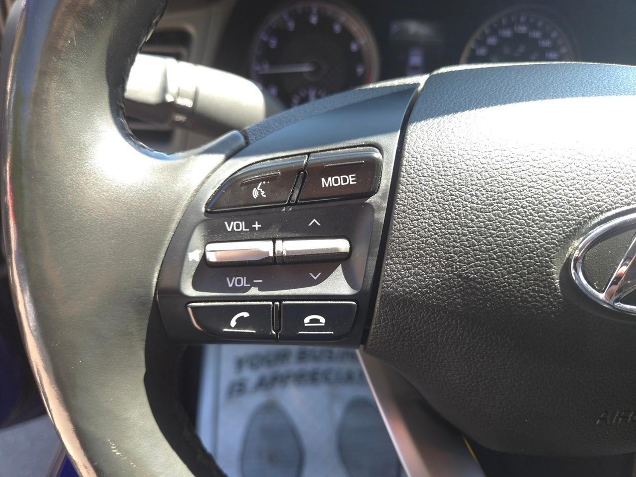 2020 Hyundai Elantra Preferred Photo