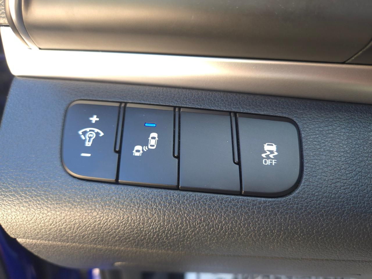 2020 Hyundai Elantra Preferred Photo
