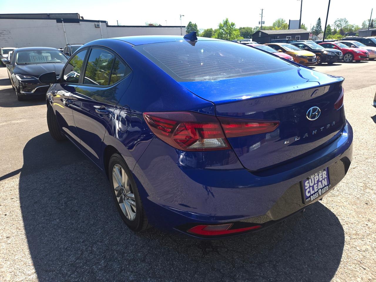 2020 Hyundai Elantra Preferred Photo2