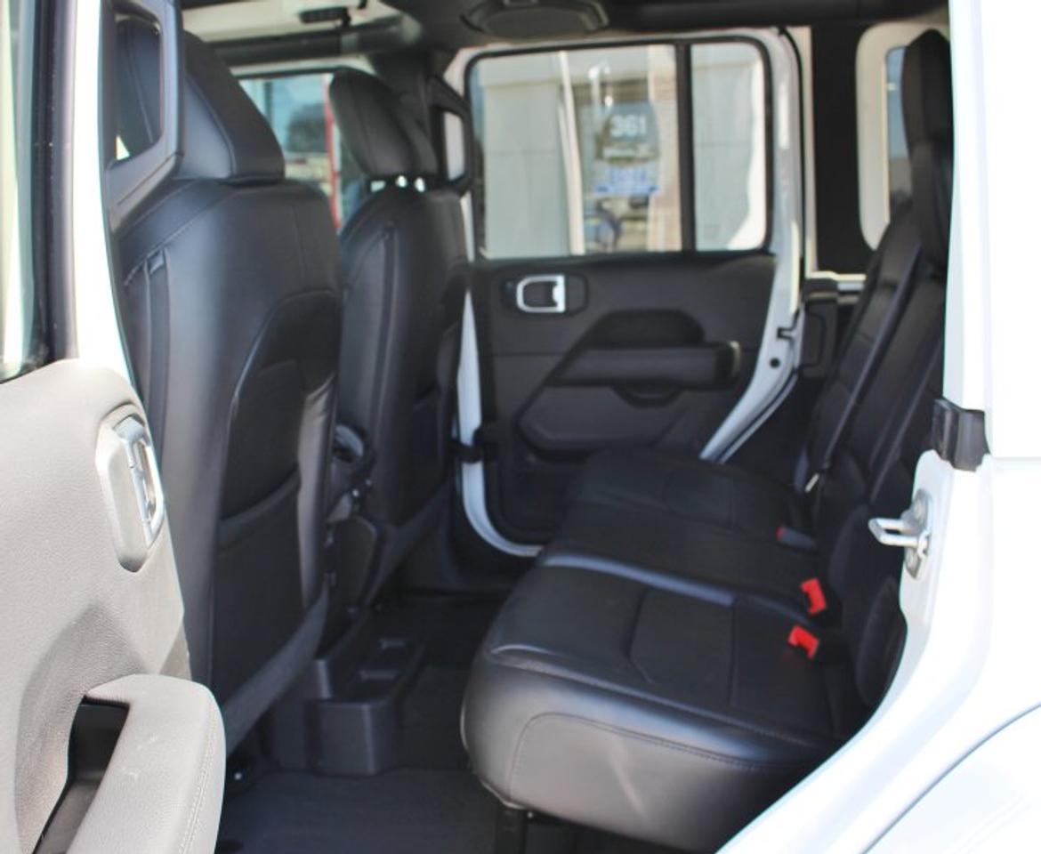 2023 Jeep Wrangler  Photo