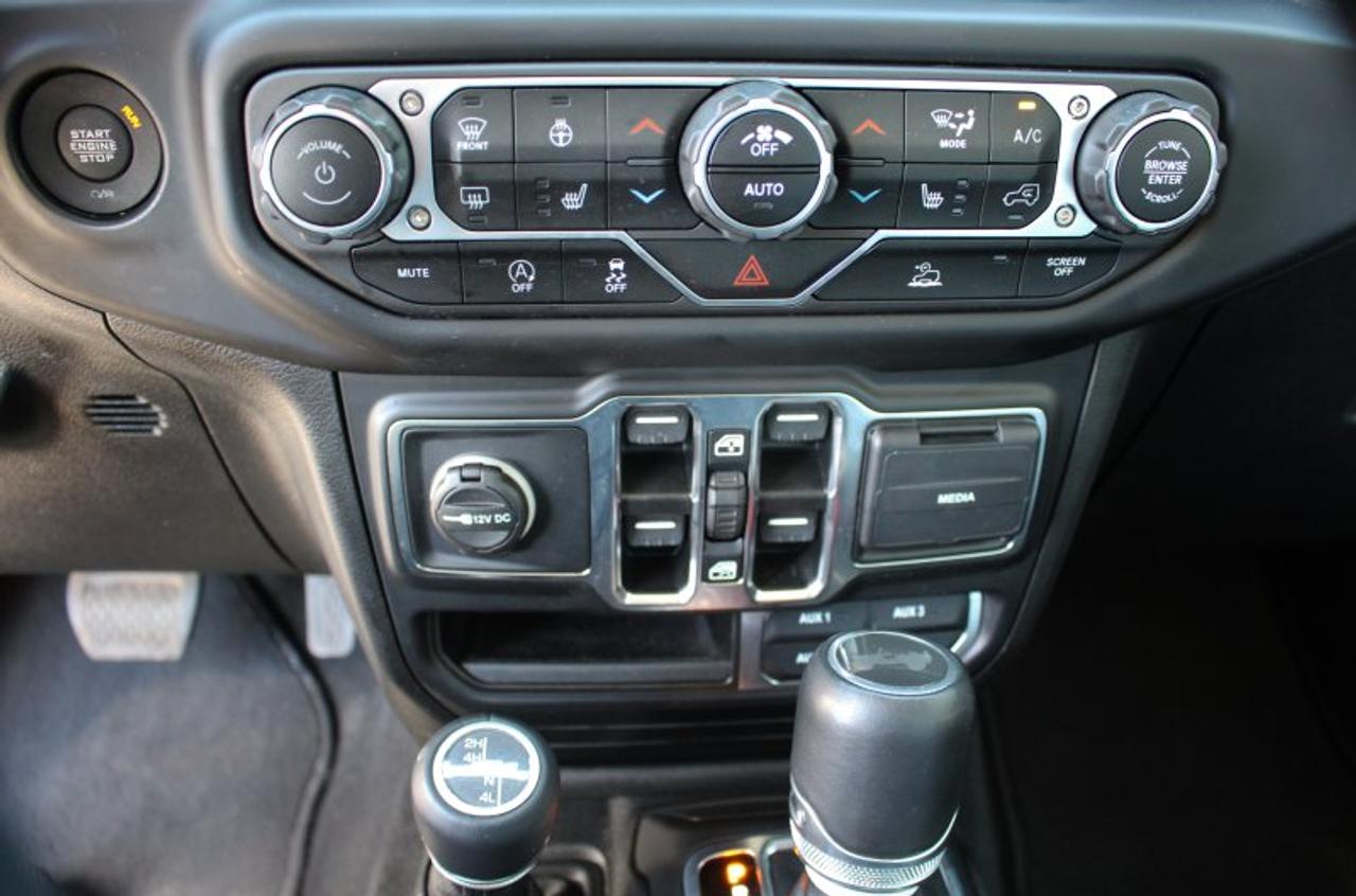 2023 Jeep Wrangler  Photo