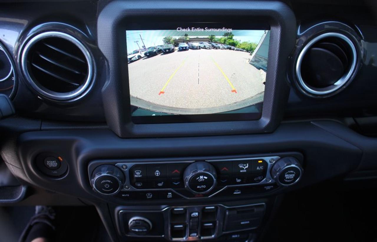 2023 Jeep Wrangler  Photo