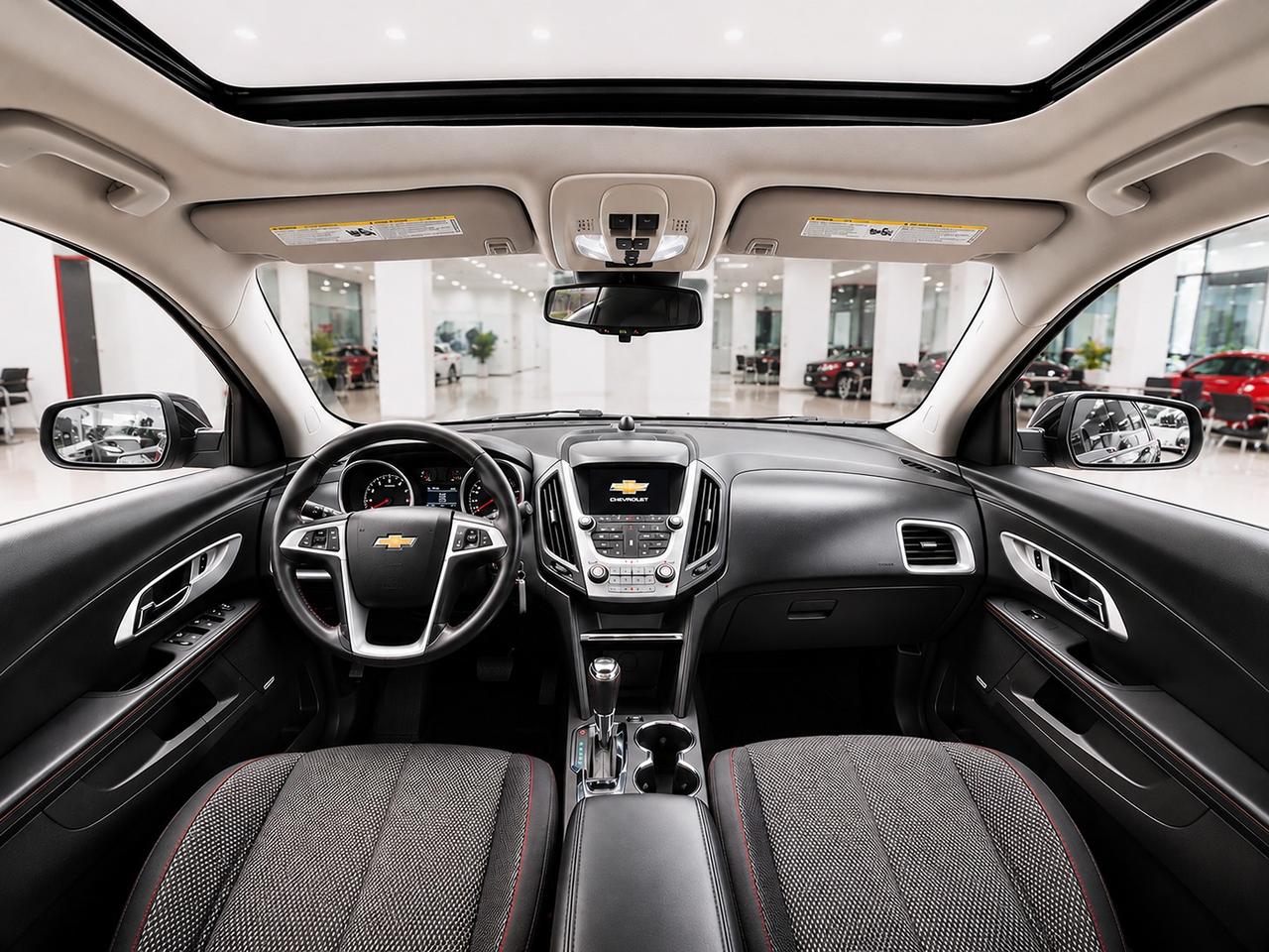 2017 Chevrolet Equinox LT Photo