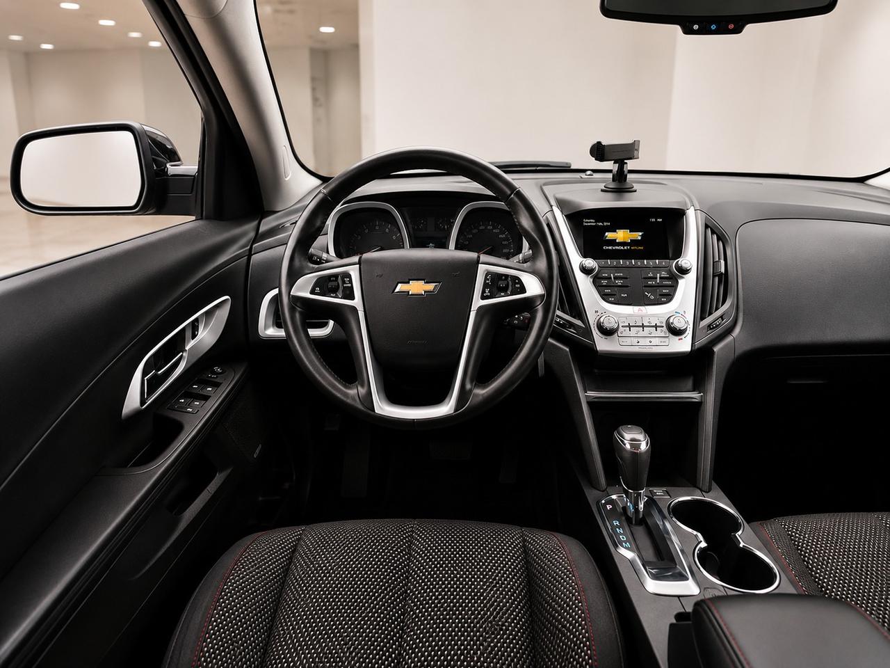 2017 Chevrolet Equinox LT Photo