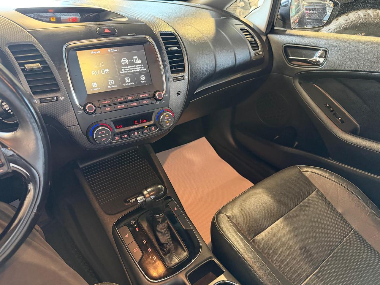 2018 Kia Forte EX LUXURY | LEATHER Photo