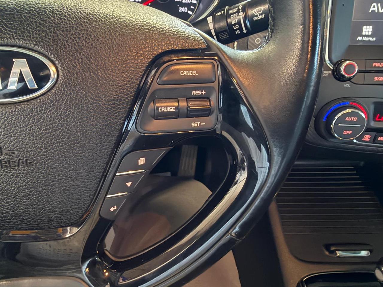 2018 Kia Forte EX LUXURY | LEATHER Photo