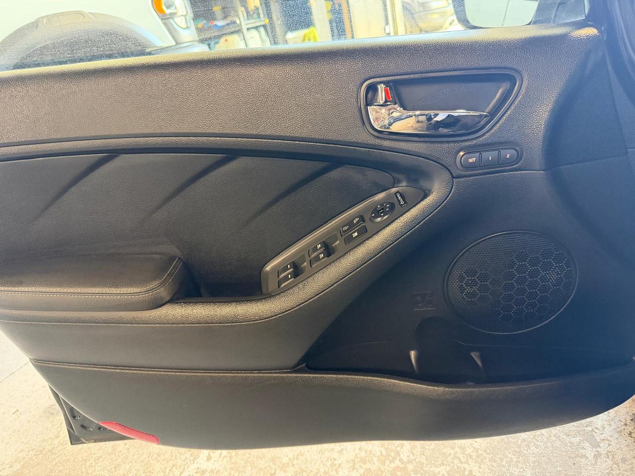 2018 Kia Forte EX LUXURY | LEATHER Photo