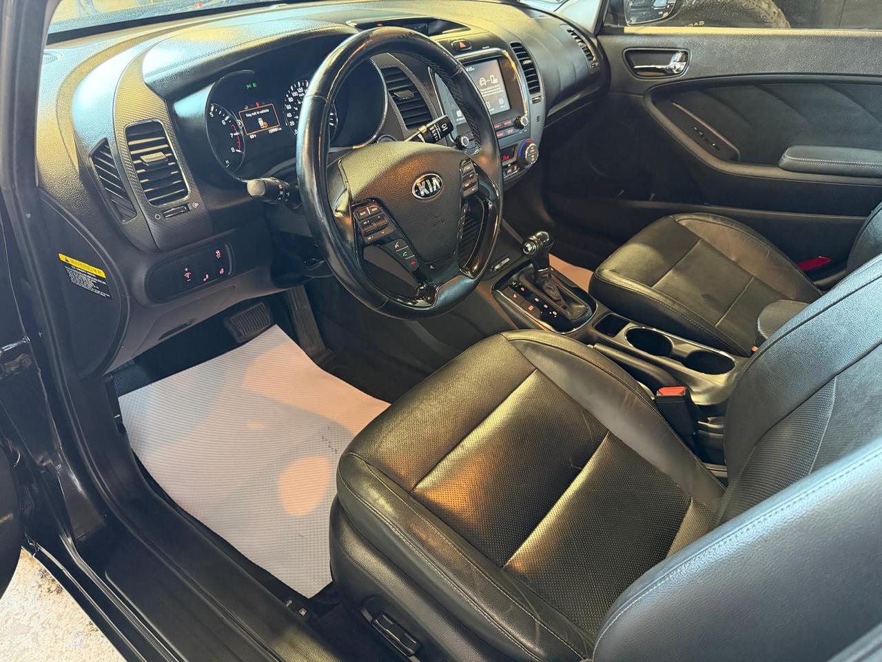 2018 Kia Forte EX LUXURY | LEATHER Photo