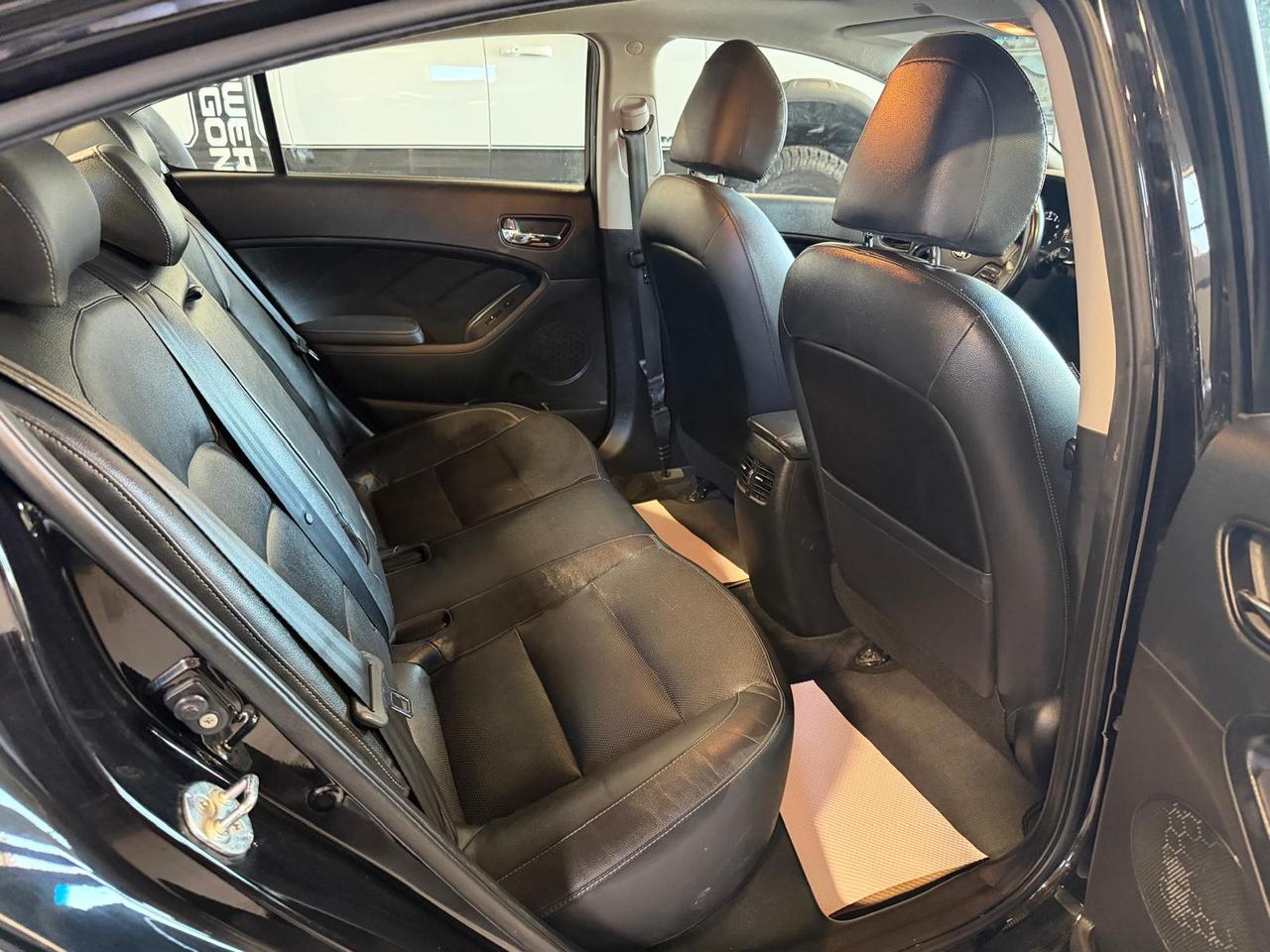 2018 Kia Forte EX LUXURY | LEATHER Photo