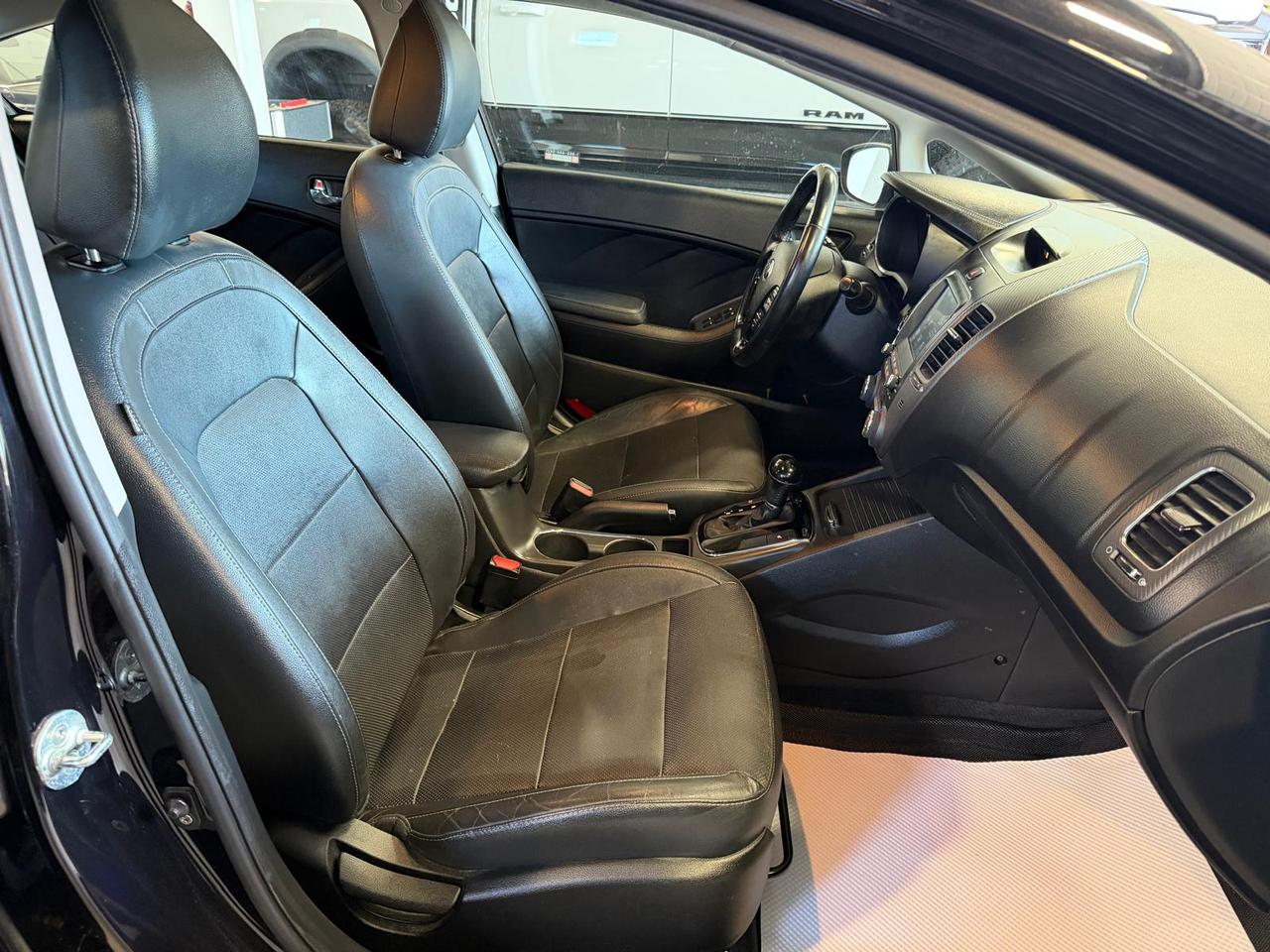 2018 Kia Forte EX LUXURY | LEATHER Photo