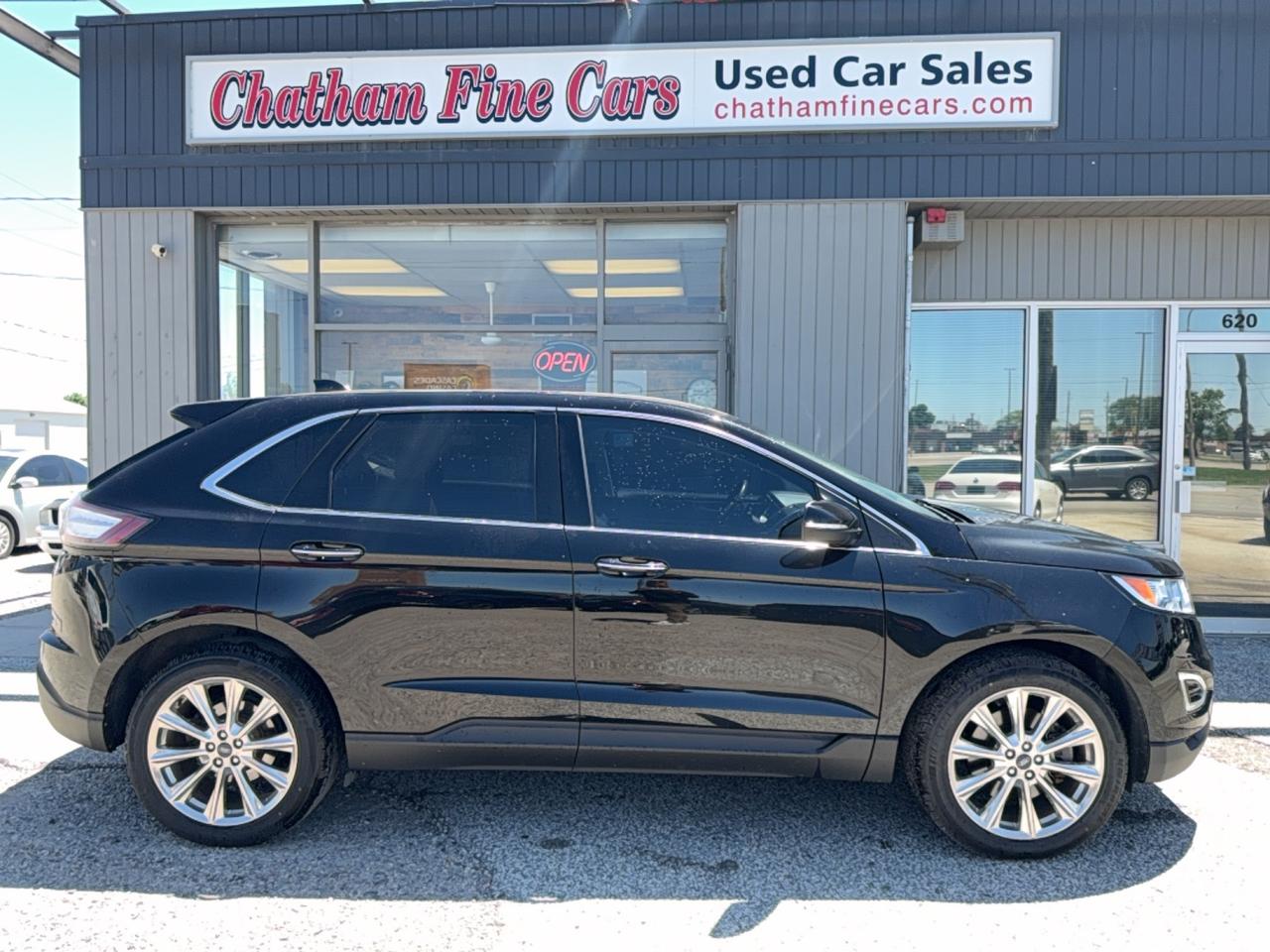 2017 Ford Edge Titanium - Photo #2