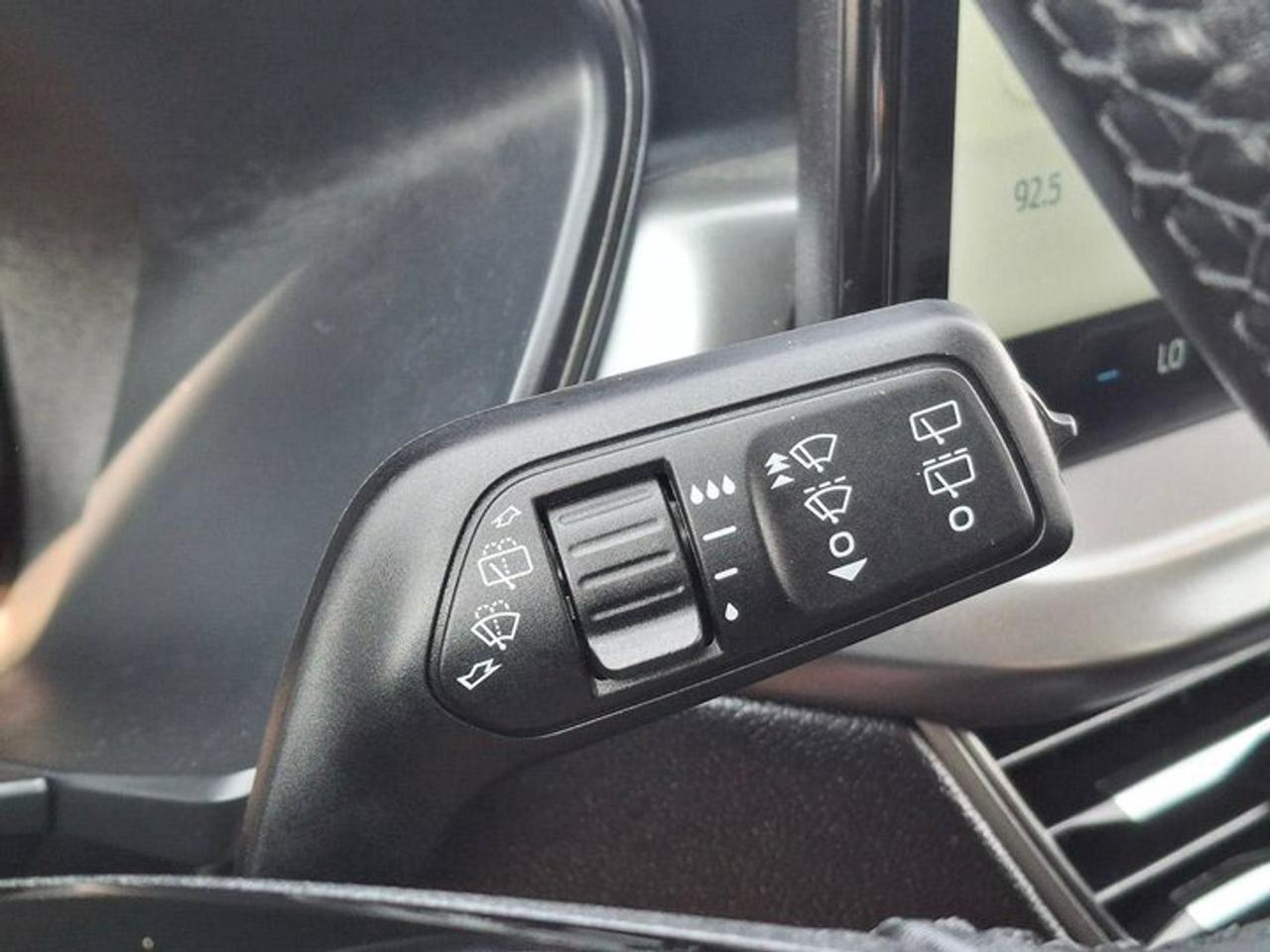 2025 Ford Escape PHEV | Heated Seats + Steering | Adaptive Cruise | Remote Start | Lane Keep | and More ! Photo