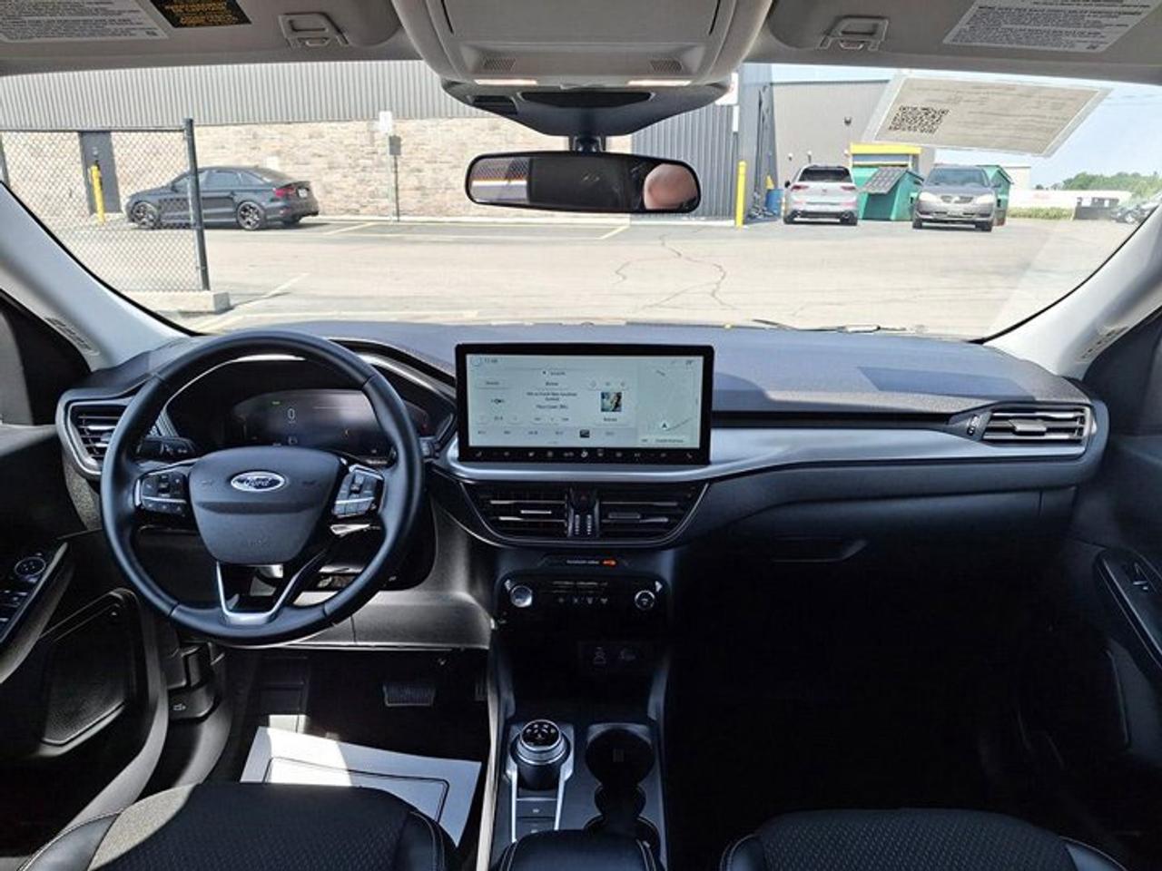 2025 Ford Escape PHEV | Heated Seats + Steering | Adaptive Cruise | Remote Start | Lane Keep | and More ! Photo