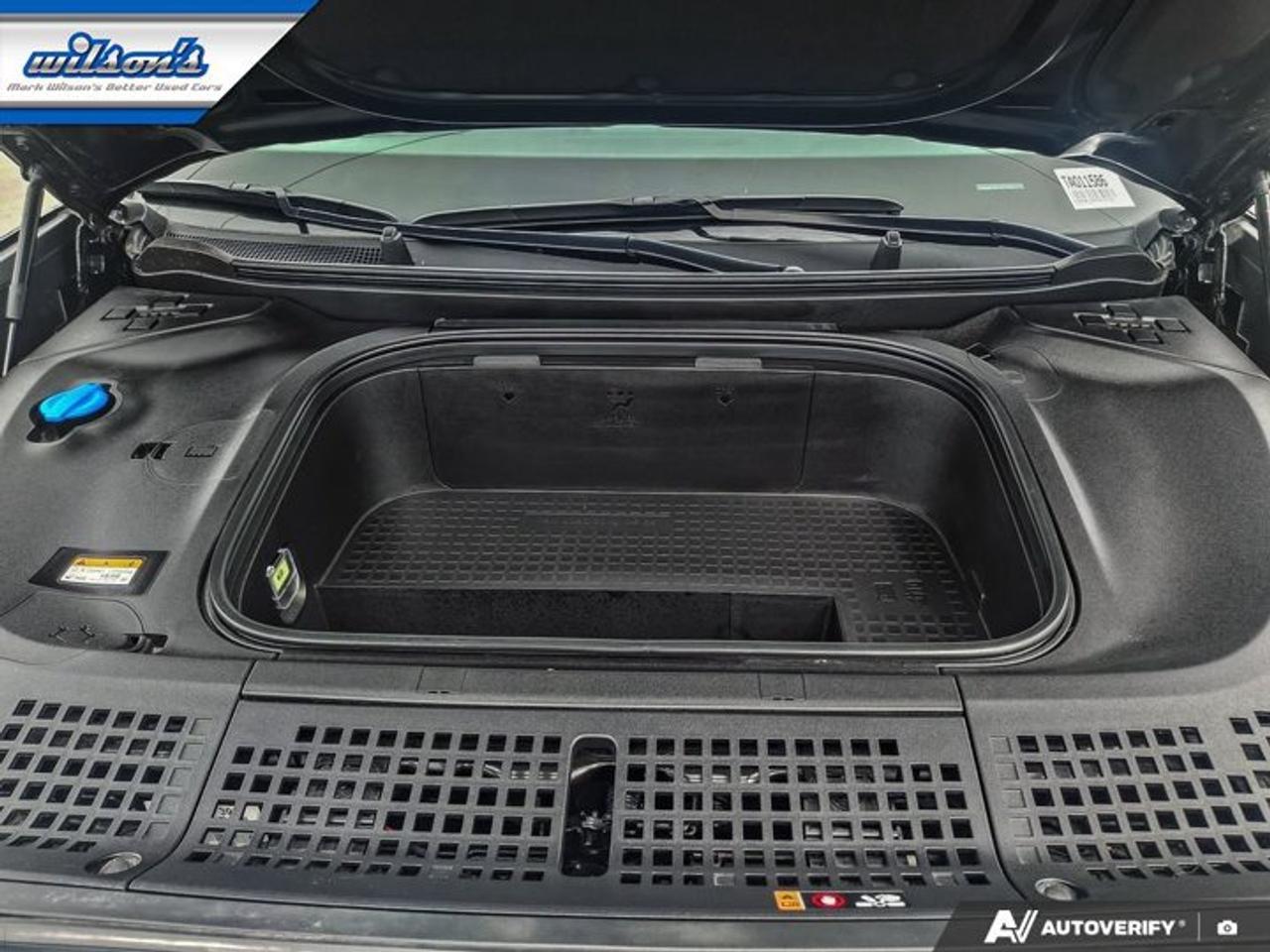 2026 Hyundai IONIQ 9 Preferred Luxury AWD | Leather | Panoramic Sunroof | Heated Seats + Steering | Cooled Seats & More ! Photo
