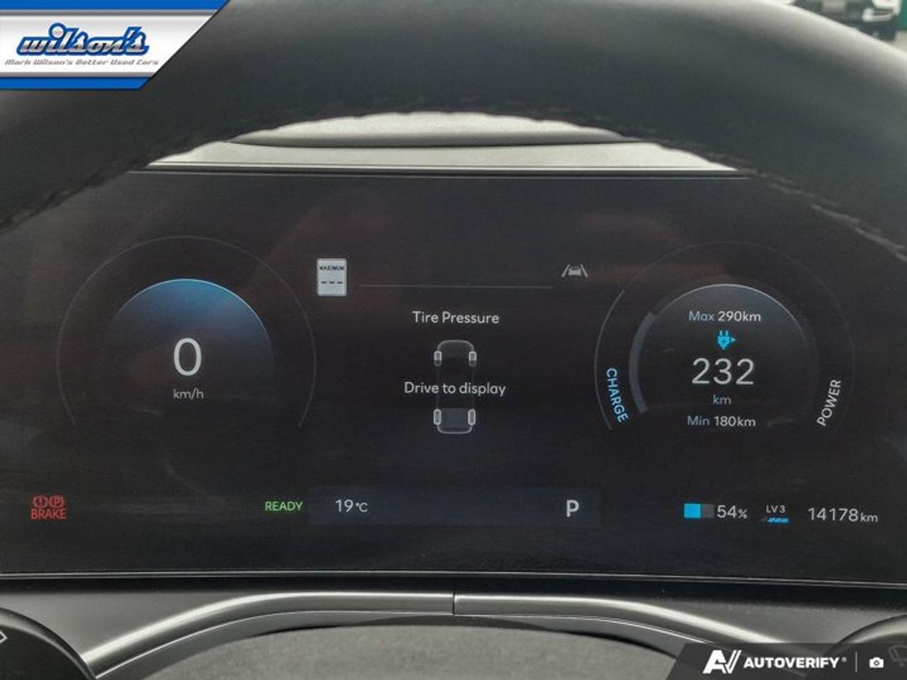 2026 Hyundai IONIQ 9 Preferred Luxury AWD | Leather | Panoramic Sunroof | Heated Seats + Steering | Cooled Seats & More ! Photo