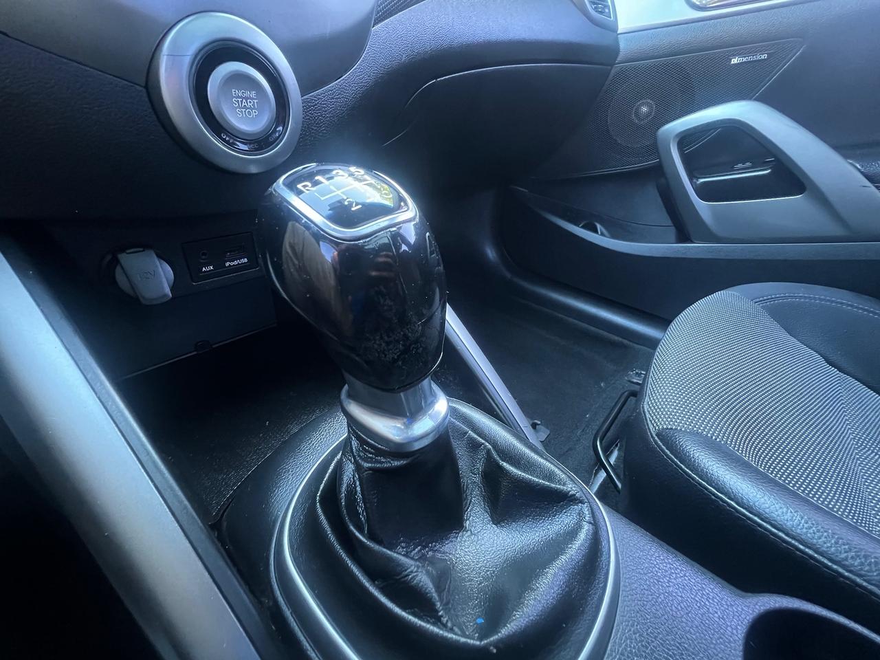 2013 Hyundai Veloster BACK CAM - HEATED SEATS-BLUETOOTH Photo