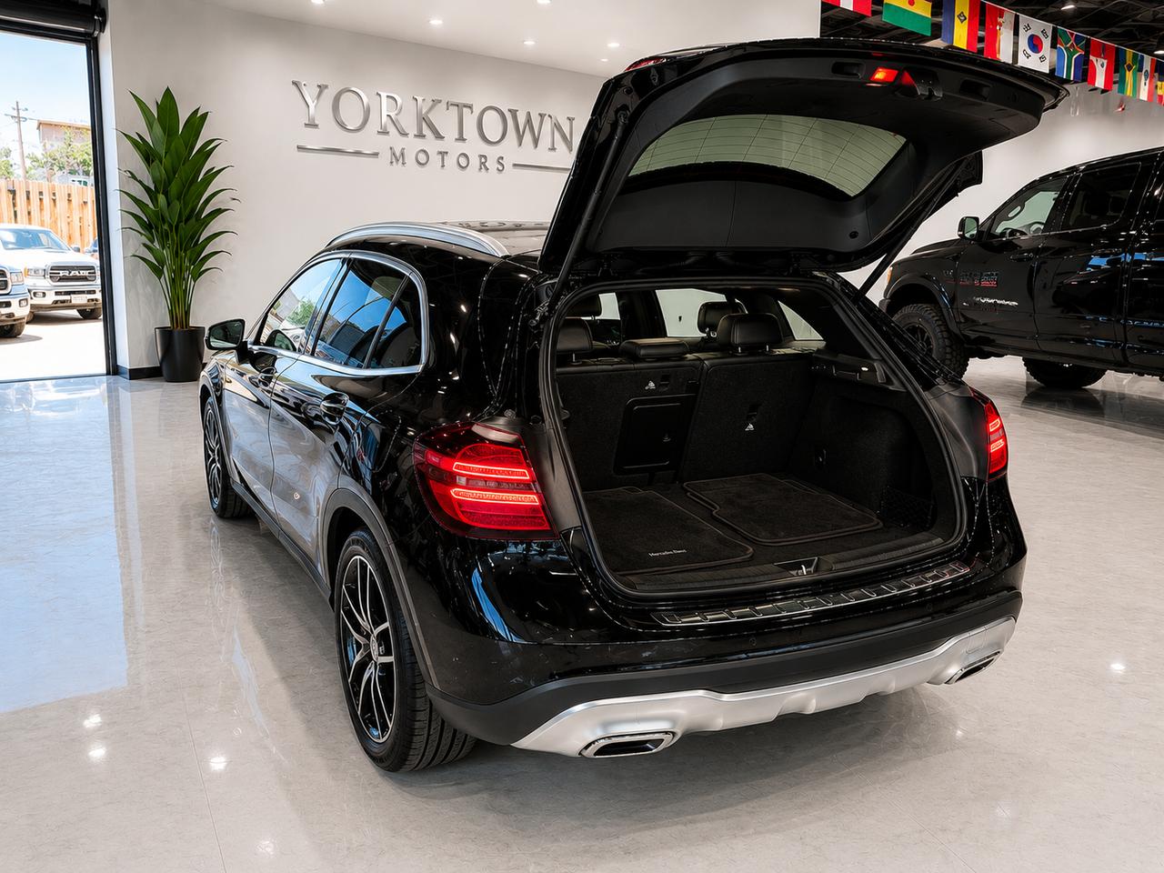 2018 Mercedes-Benz GLA GLA 250 4MATIC SUV Photo