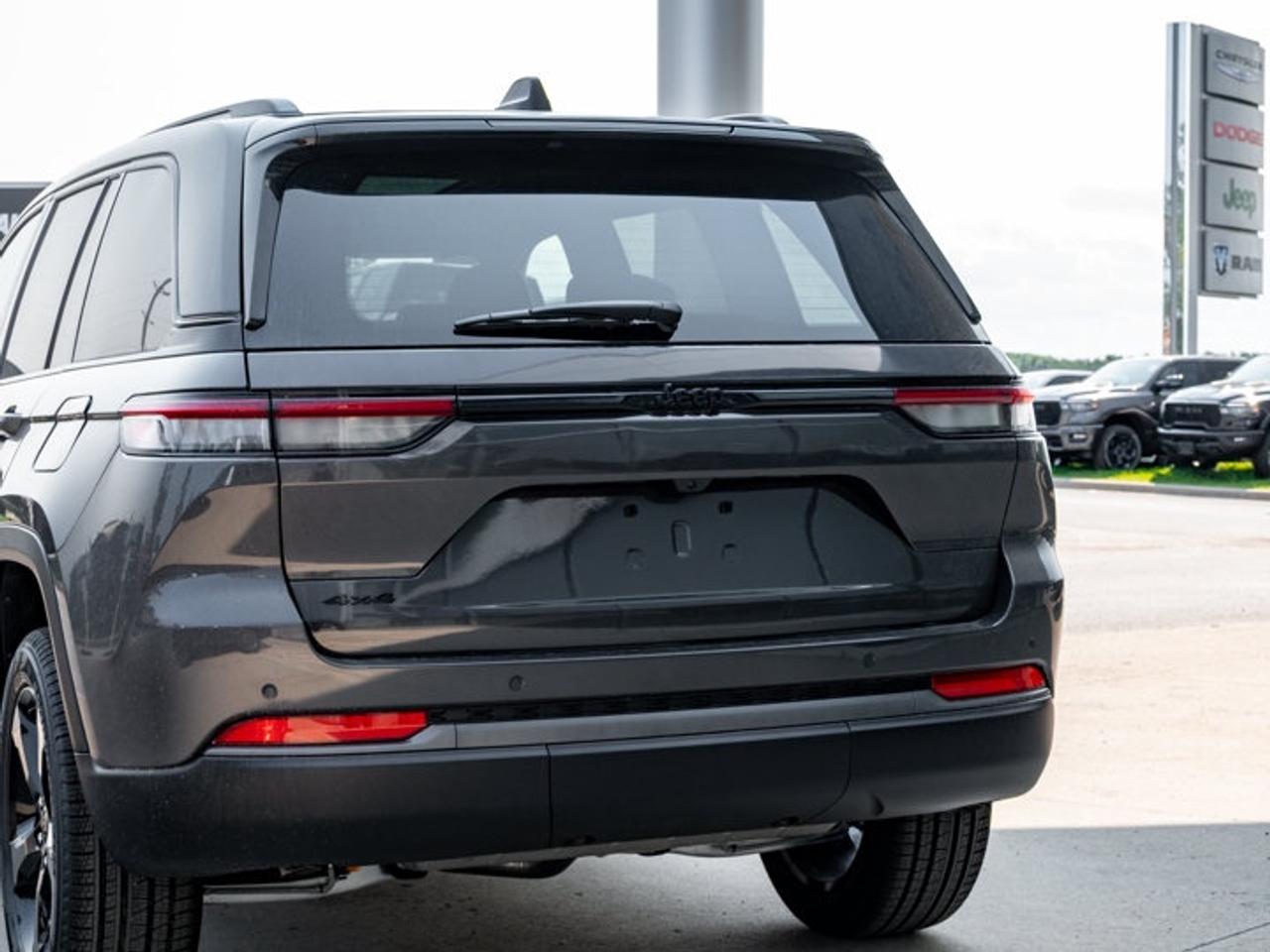 2026 Jeep Grand Cherokee Limited Photo