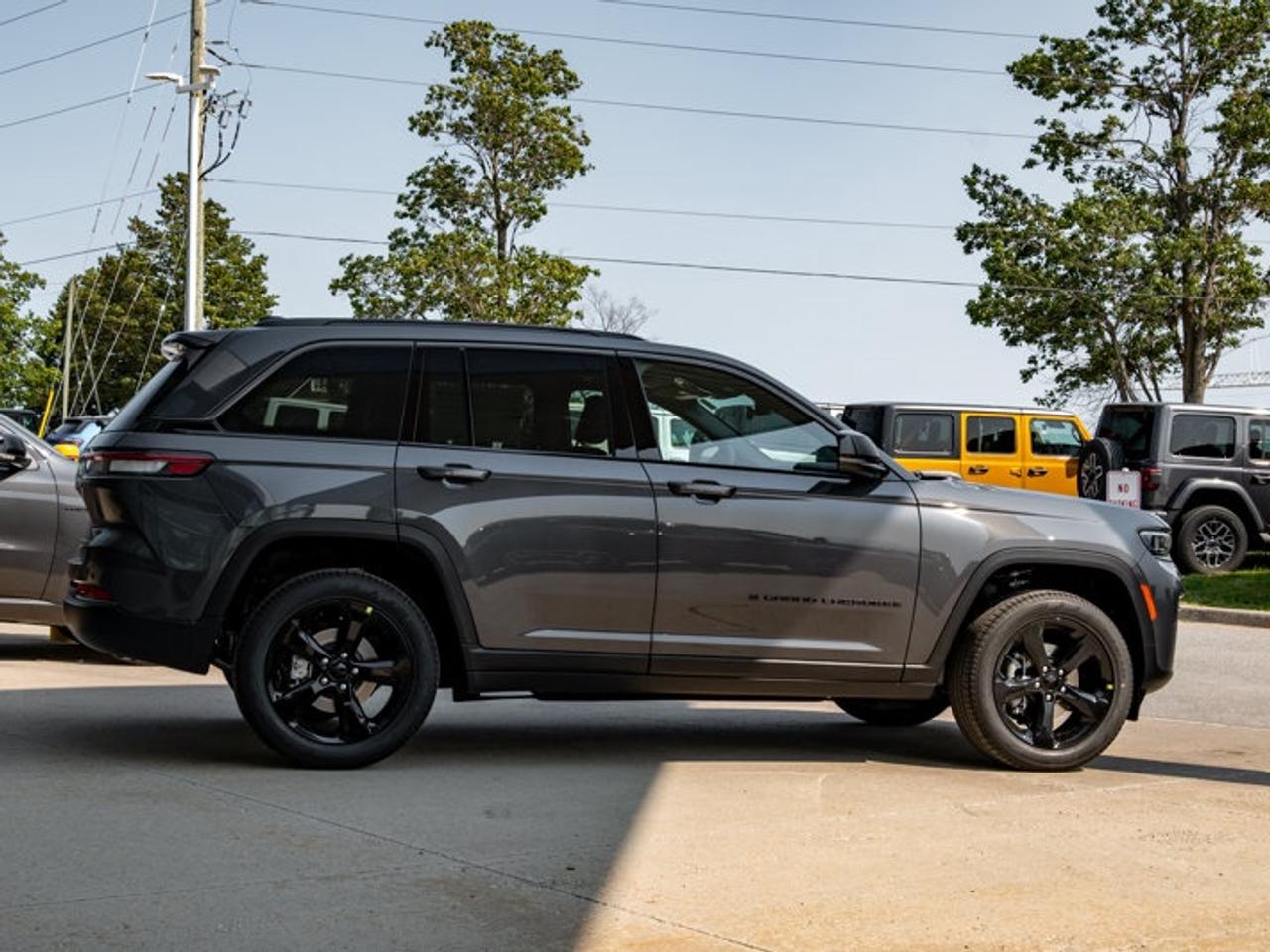 2026 Jeep Grand Cherokee Limited Photo