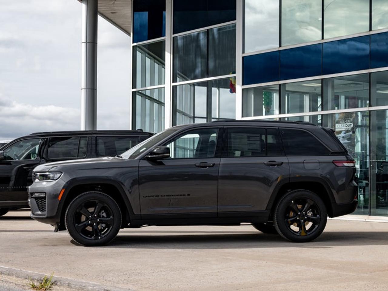 2026 Jeep Grand Cherokee Altitude Photo