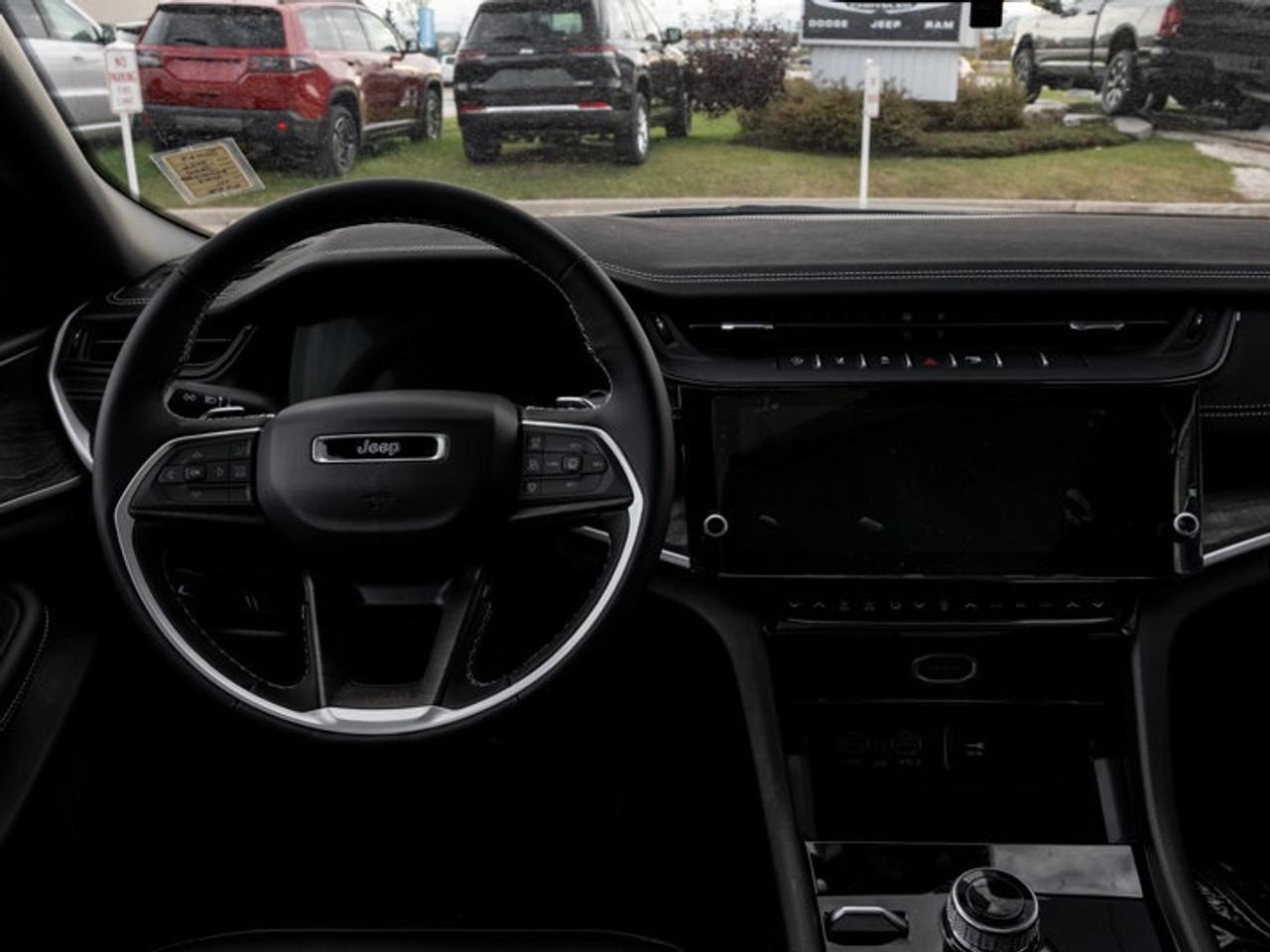 2026 Jeep Grand Cherokee Altitude Photo