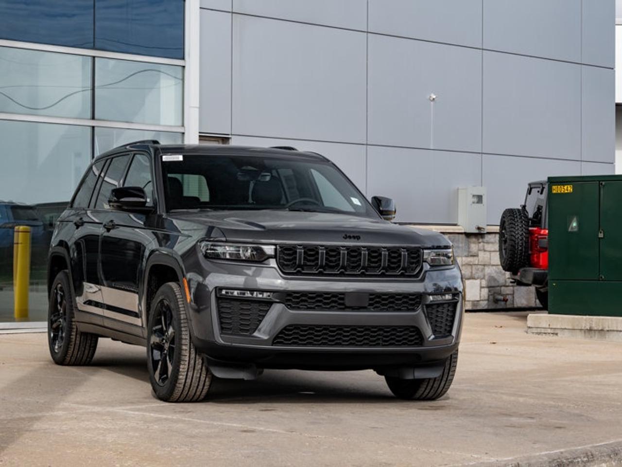 2026 Jeep Grand Cherokee Altitude Photo