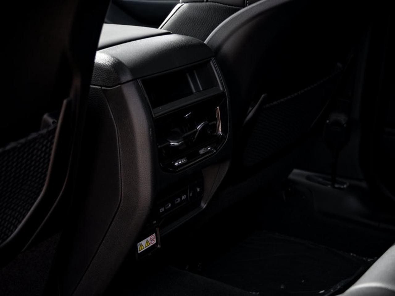 2026 Jeep Grand Cherokee Altitude Photo