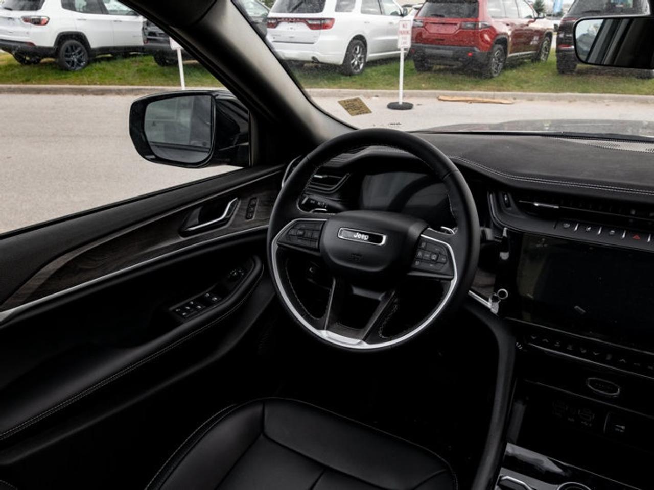 2026 Jeep Grand Cherokee Altitude Photo