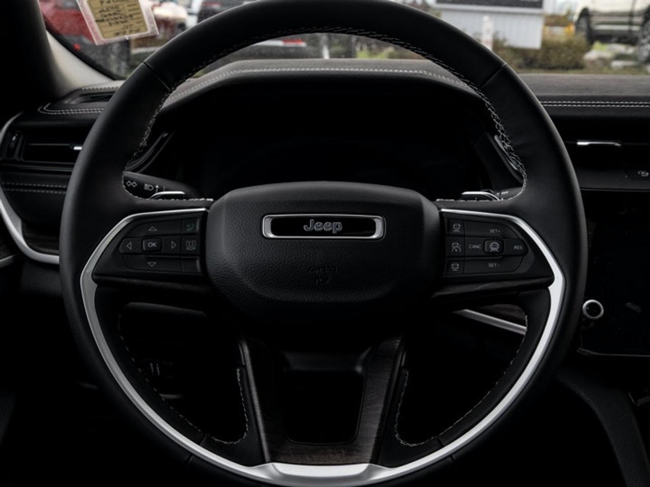 2026 Jeep Grand Cherokee Altitude Photo