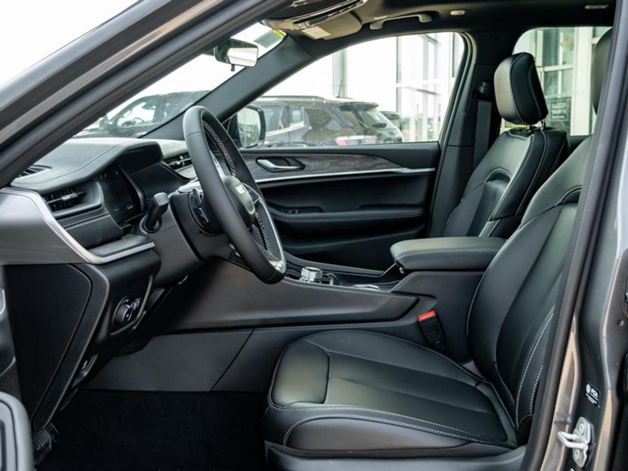 2026 Jeep Grand Cherokee Limited Photo