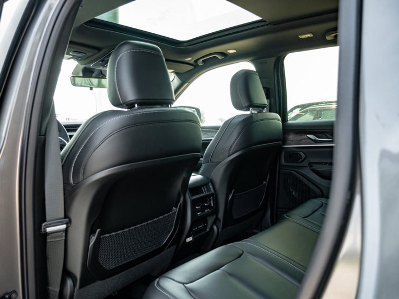 2026 Jeep Grand Cherokee Limited Photo