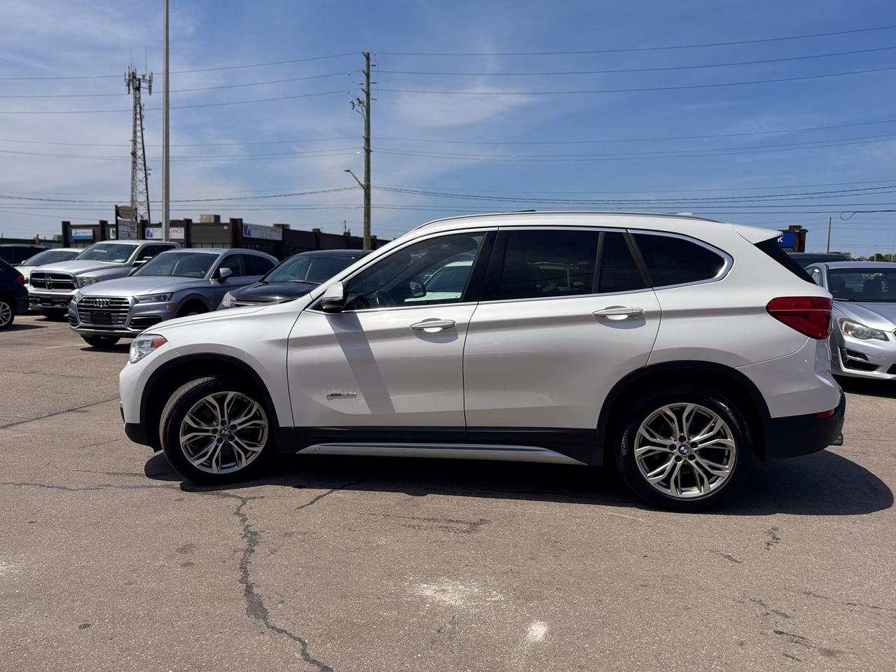2018 BMW X1 AUTO NAV BLUETOOTH B-CAMERA PANARAMIC ROOF SAFTY Photo