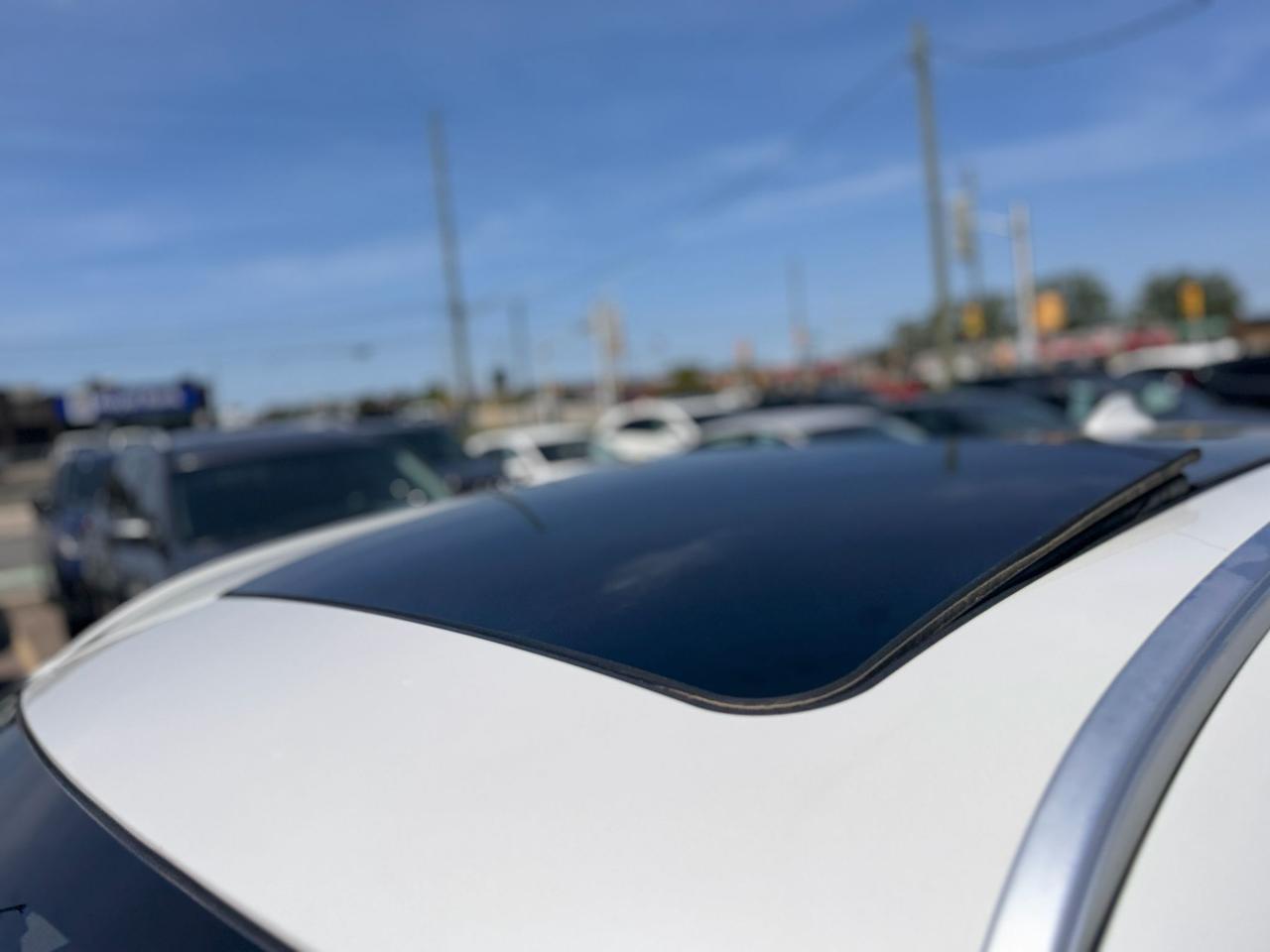 2018 BMW X1 AUTO NAV BLUETOOTH B-CAMERA PANARAMIC ROOF SAFTY Photo3