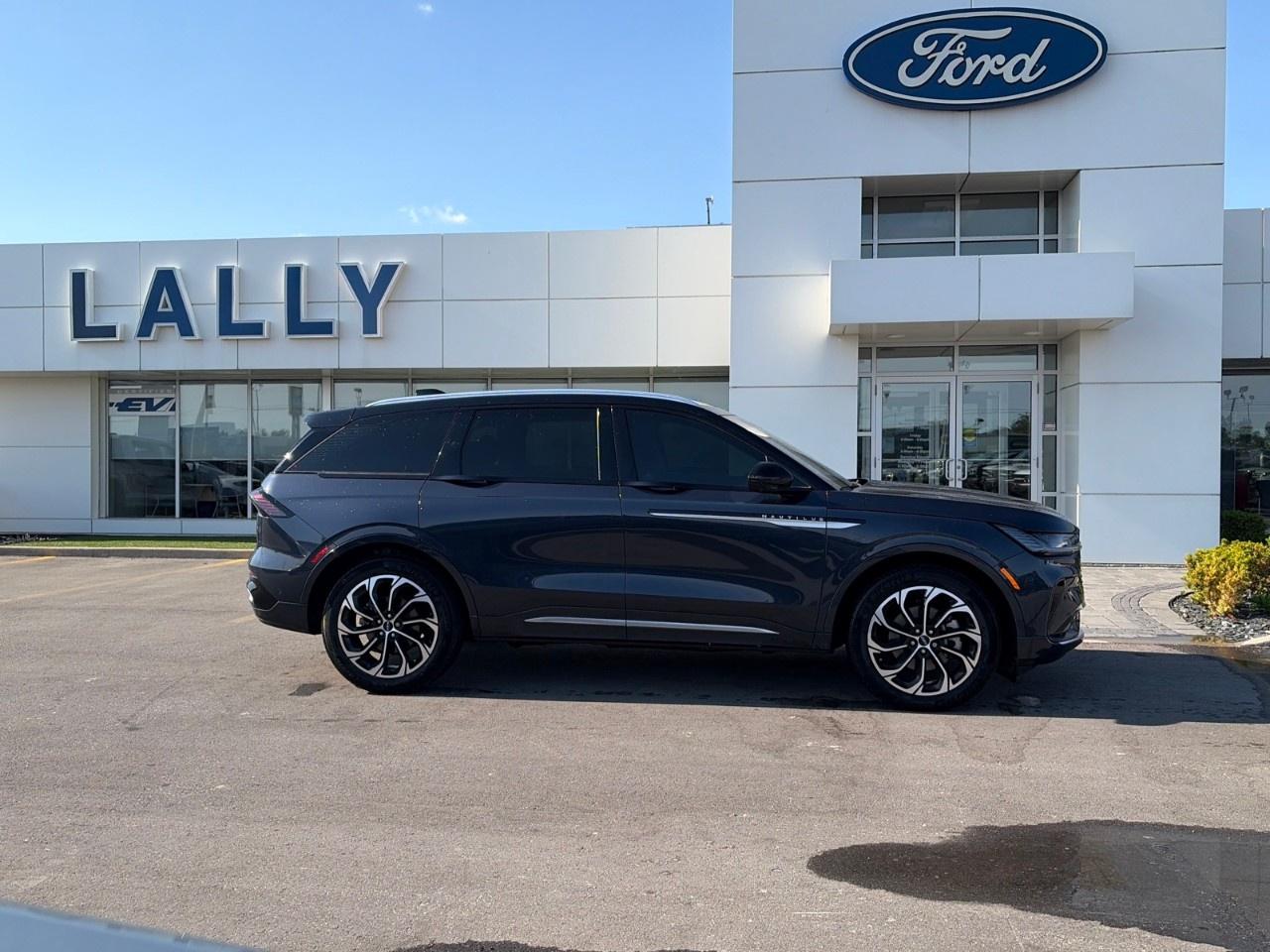 2024 Lincoln Nautilus Reserve AWD Photo