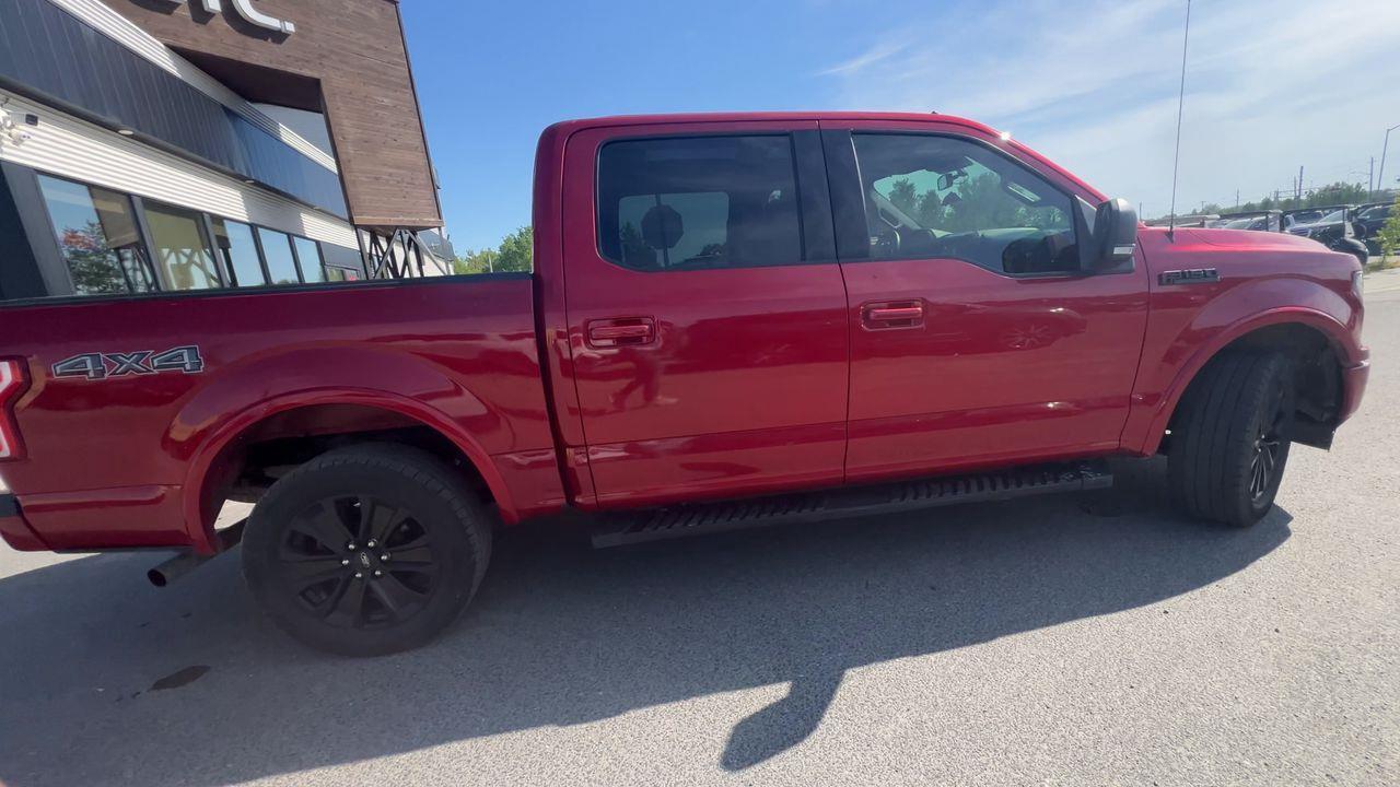 2020 Ford F-150 XLT 4X4, MOONROOF, SIRIUS XM, NAV, BACK UP CAM, HEATED SEATS, POWER SEATS!! Photo